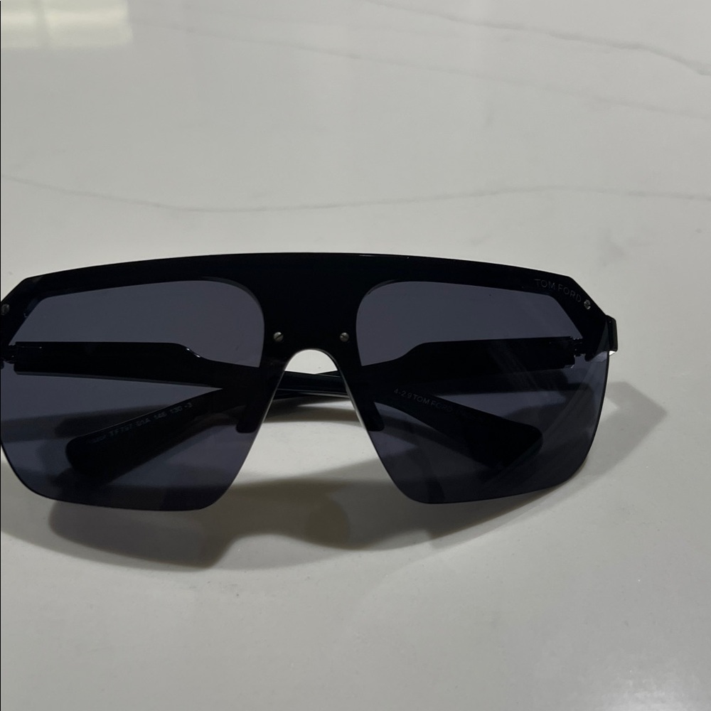 Tom Ford Dark Gray Sunglasses, perfect for shield, NWOT.new,very lightweight.